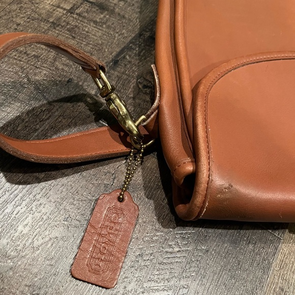 Vintage COACH Leather Briefcase - Picture 7 of 15